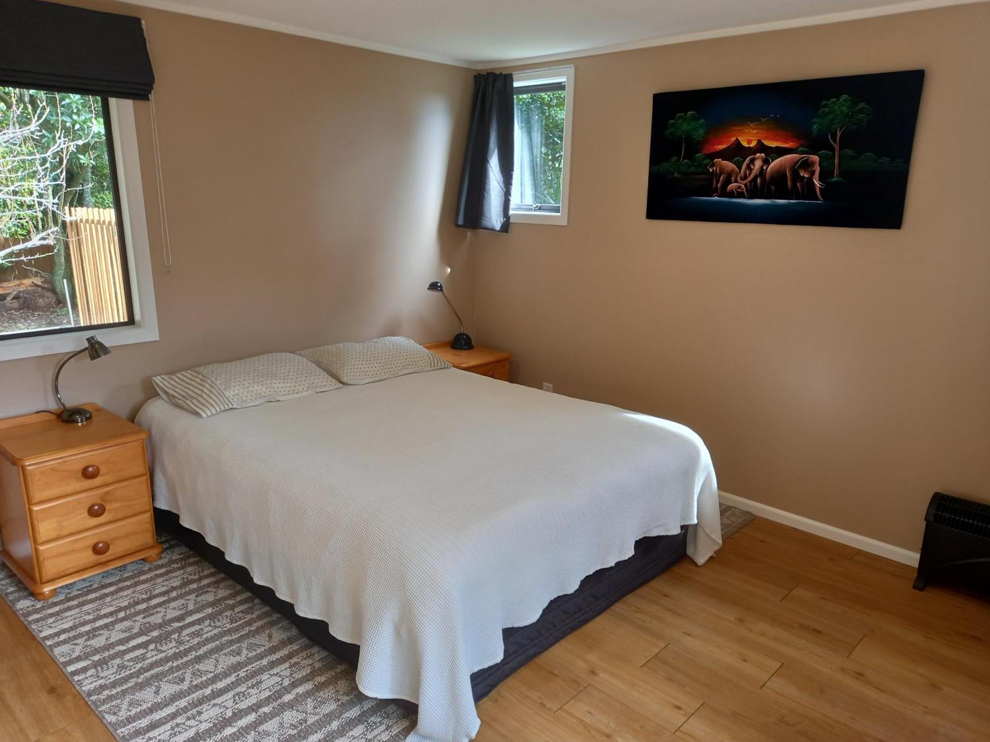 Hide Away In Waikanae Luaran gambar